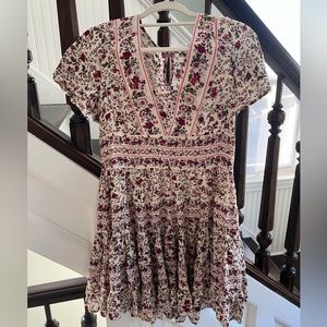 Floral dress perfect for spring! Patrons of Peace size S